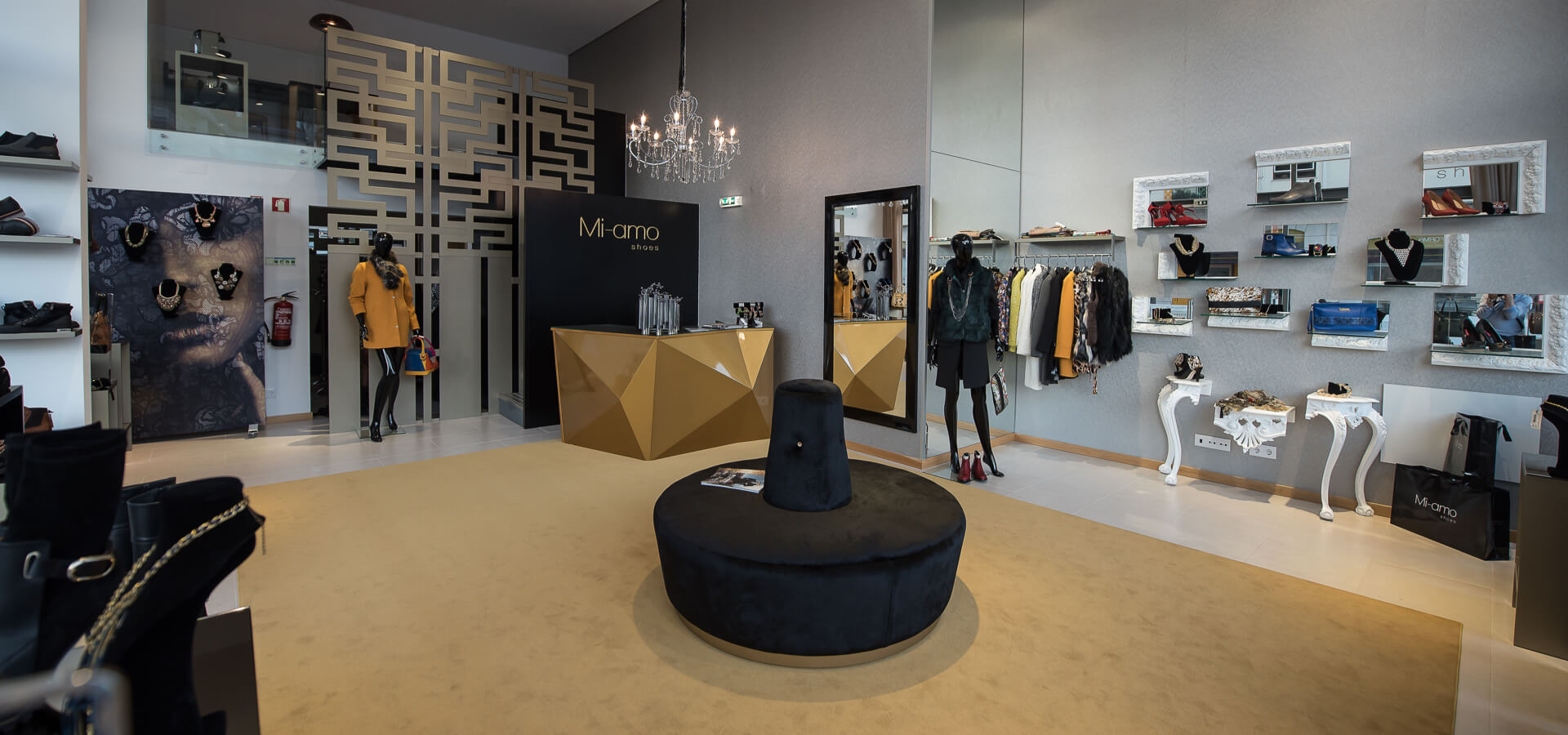 header-espacos-comerciais